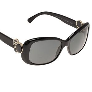 CHANEL BOUTON SUNGLASSES
